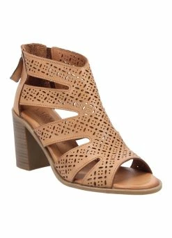 Carmela 160694 CAMEL