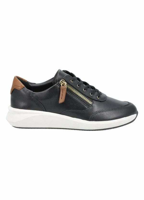 Clarks UN RIO ZIP BLACK – Image 2
