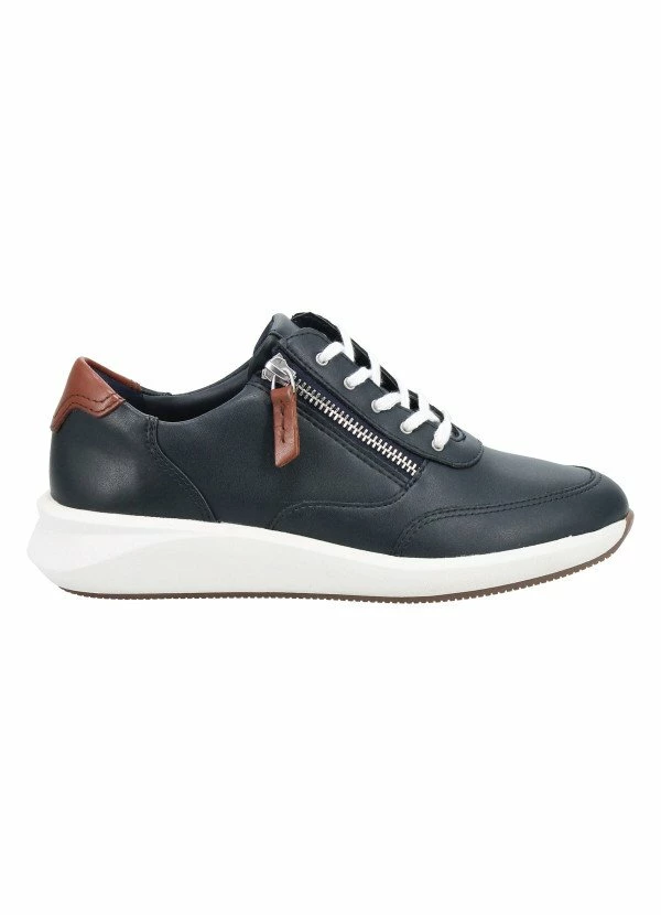 Clarks UN RIO ZIP NAVY C – Image 2